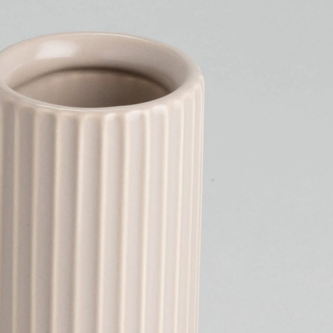 Fable Short Bud Vase - Image 32