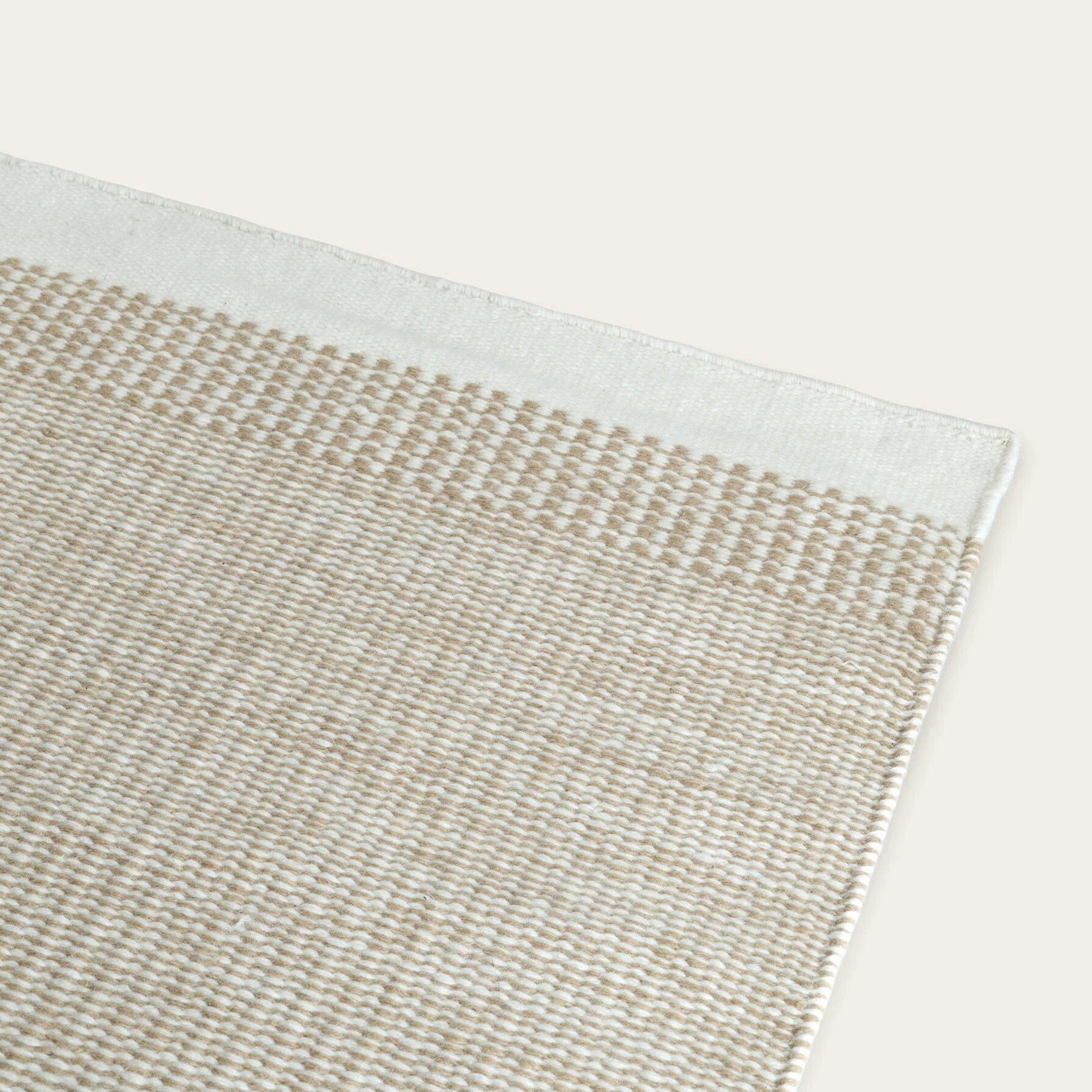 Fable Linear Wool Rug - Ash Black / Extra Large - 8' x 10' / With Mat (Save 10%) - Image 4