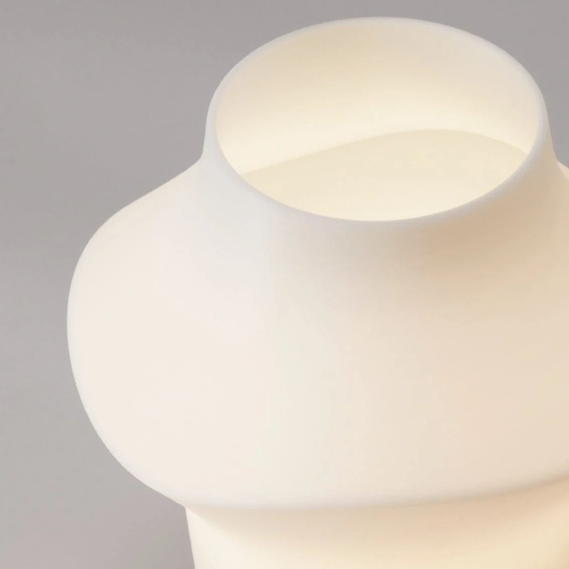 Fable Curve Table Light - Image 4