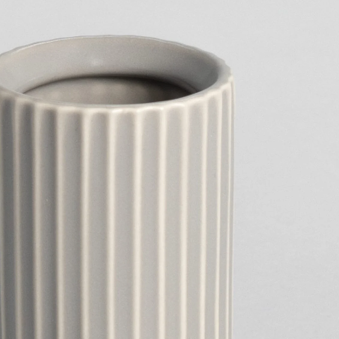 Fable Tall Bud Vase - Image 18