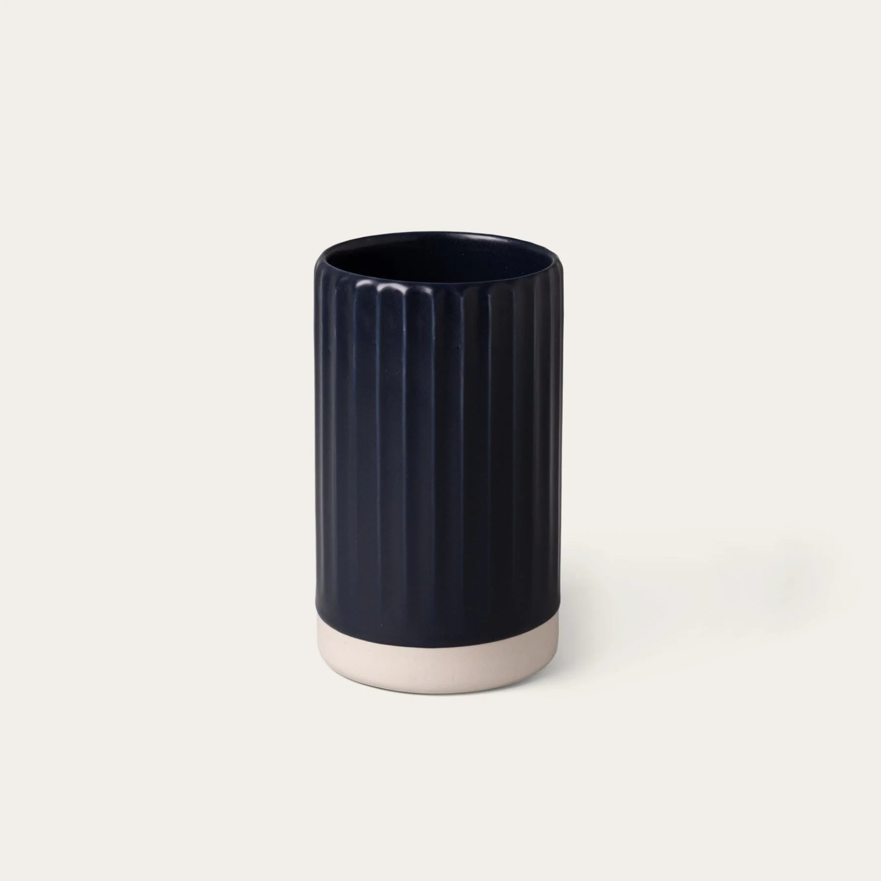 Fable Vase - Image 26
