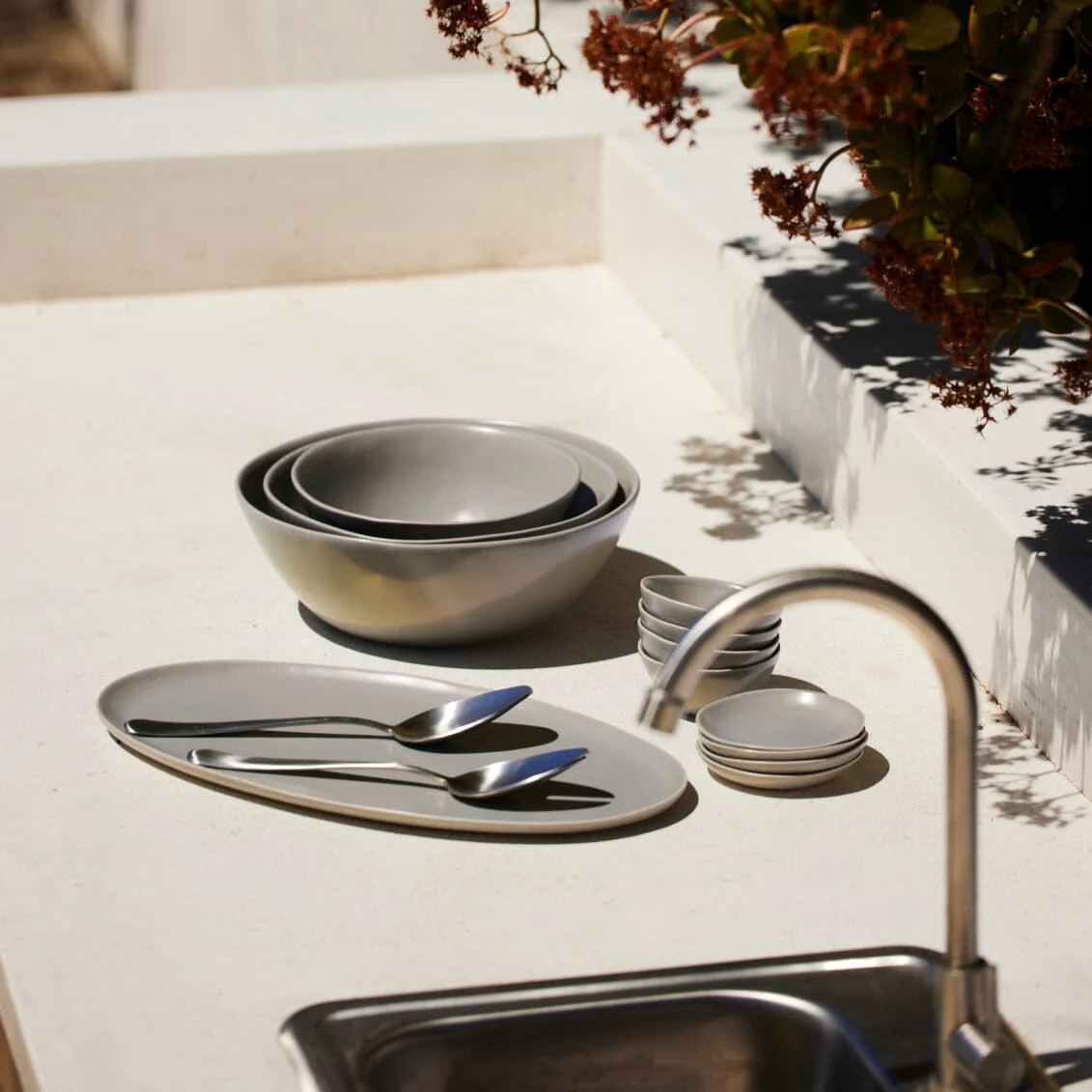 Fable Serving Ceramics Set - Image 2